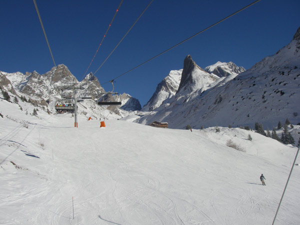 telesiege de lancolie a pralognan la vanoise pres du dome des sonnailles