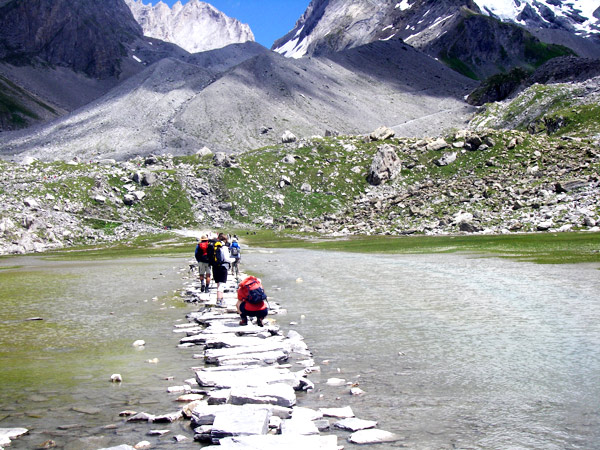 traversee vers le col de la vanoise pres de pralognan la vanoise randonnee